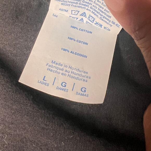 Ludacris black fan v-neck tee women’s Large - Picture 4 of 4